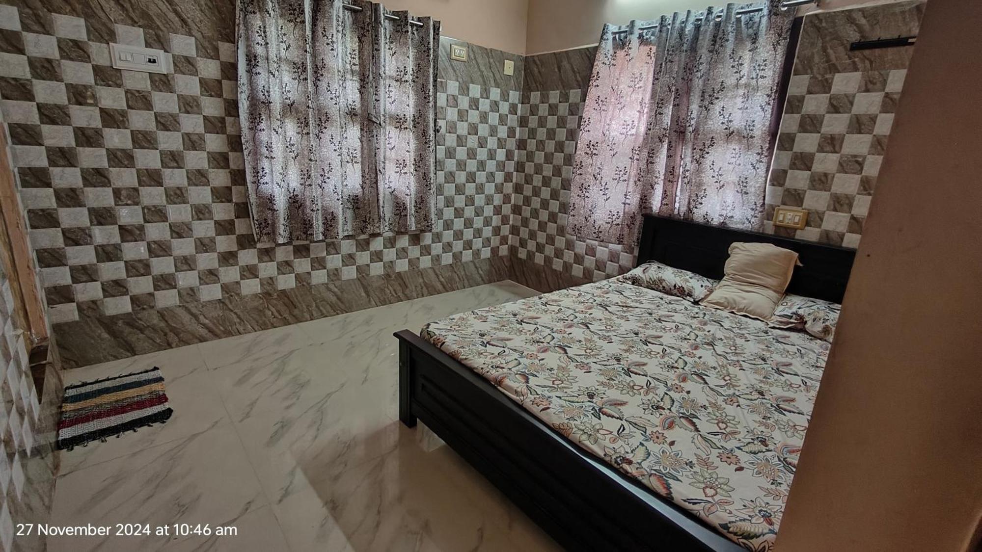 Selvams Home Stay Thiruchendur Exterior photo